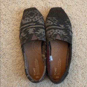 TOMS Sweater Shoes